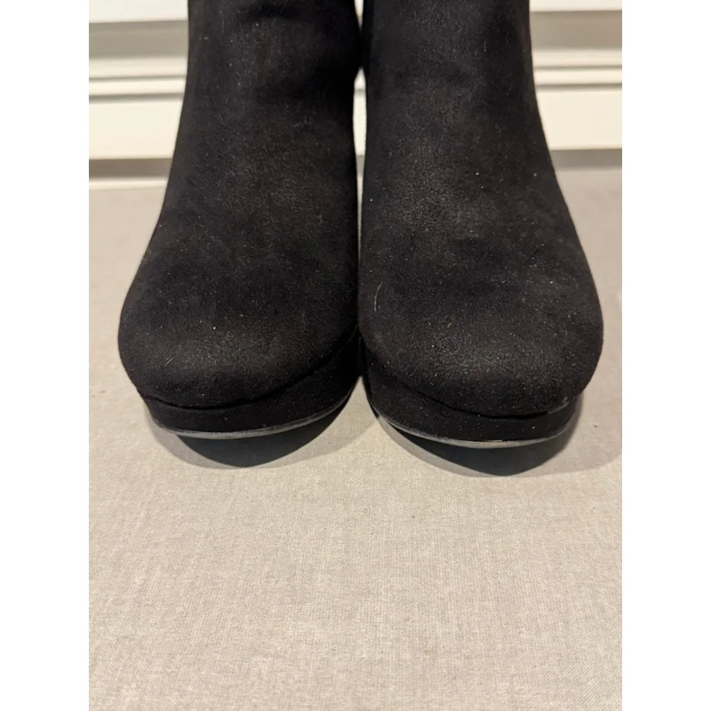 Women's Christian Siriano Black Wedge Platform Ankle Boots Size 10 Gold Zipper